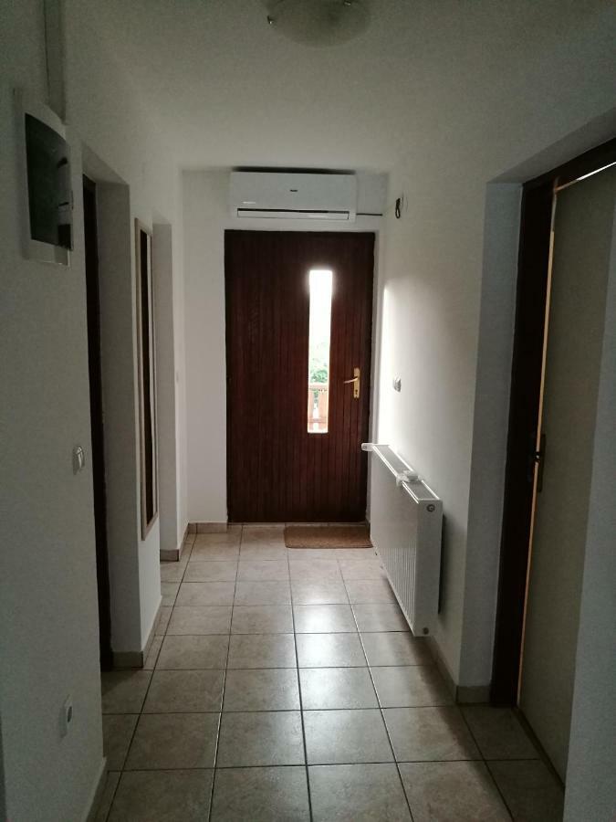 Apartment Manda Rakovica Eksteriør billede